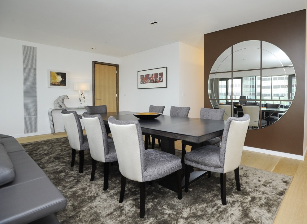 LONDON PENTHOUSE | Triton Dining Table and Mirror | Interior Designers